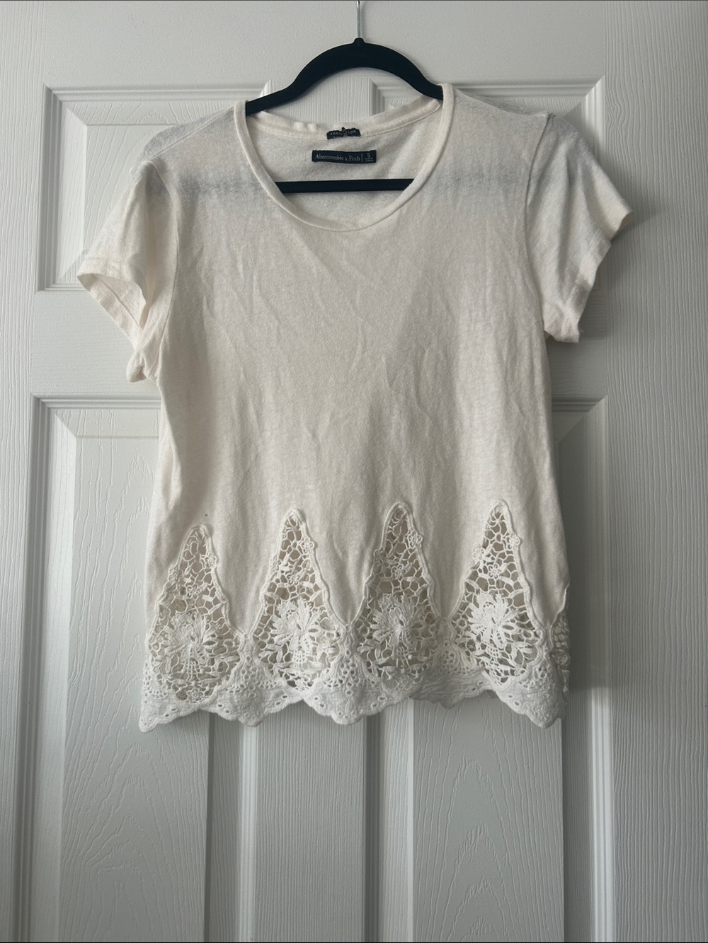 Abercrombie & Fitch Cream Short Sleeve Tee with Lace Hem